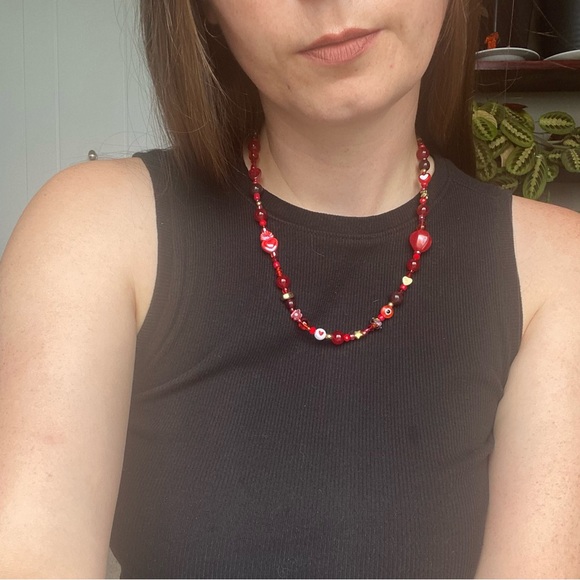 Queen of Hearts Red Beaded Necklace Mixed Beads Heart Flower Evil Eye Gold Glass - Picture 9 of 10